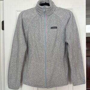 NWOT Columbia Zip-up fleece jacket, light grey, size M